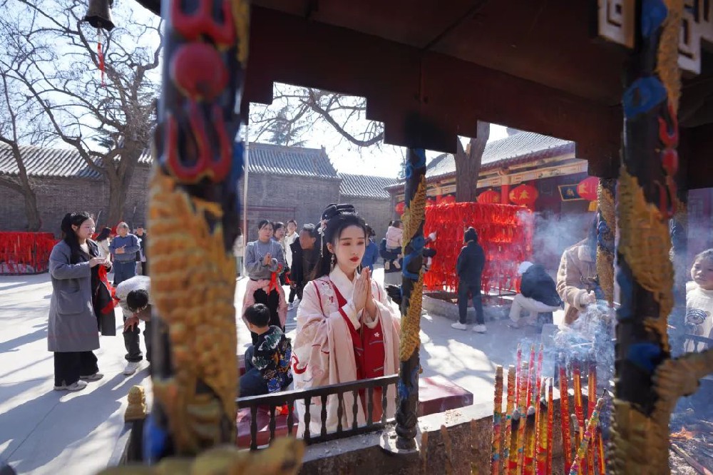 大年初五｜迎财神，遇爱神，就在响堂山