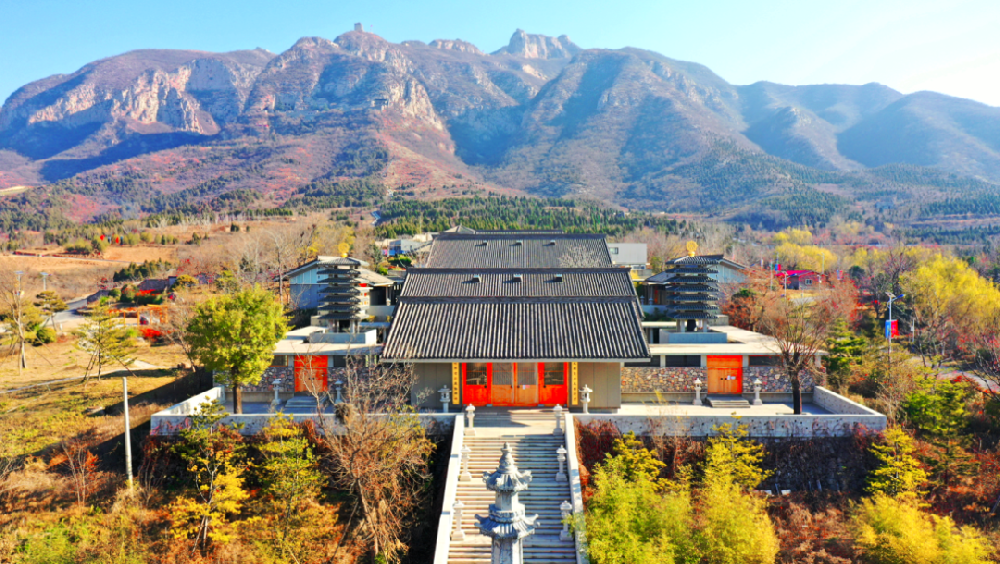 响堂寺，一座以山为名的寺